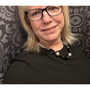 Meet your Posher, Robin